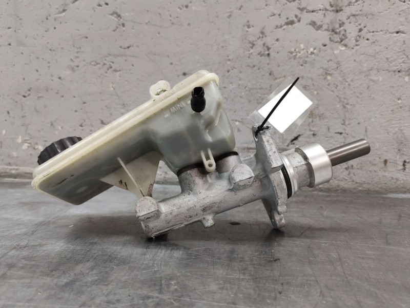 Recambio de bomba freno para renault trafic ii furgoneta (fl) 1.9 dci 100 (fl0c) referencia OEM IAM   