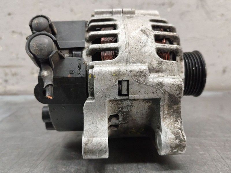 Recambio de alternador para citroën xsara berlina 1.9 d sx referencia OEM IAM 9642880480  