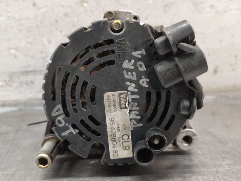 Recambio de alternador para citroën xsara berlina 1.9 d sx referencia OEM IAM 9642880480  