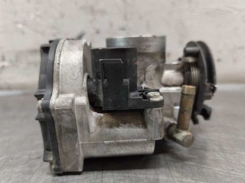 Recambio de caja mariposa para volkswagen golf iii (1h1) 1.6 referencia OEM IAM   