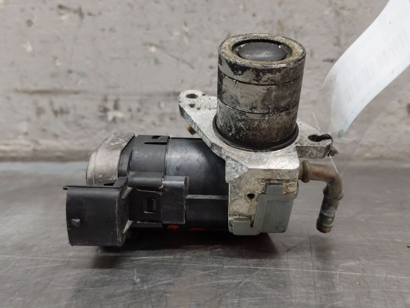 Recambio de valvula egr para opel vectra c berlina club referencia OEM IAM 00005321C5  