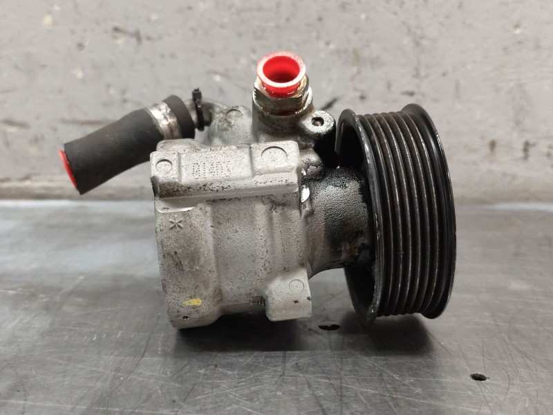 Recambio de bomba direccion para peugeot partner kombi confort referencia OEM IAM   