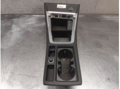 Recambio de consola central para audi q3 (f3b) 35 tdi quattro referencia OEM IAM 83B857925B  