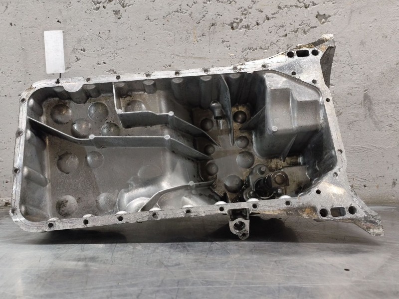 Recambio de carter para mercedes-benz clase c (w203) berlina 220 cdi (203.006) referencia OEM IAM R6110140602  