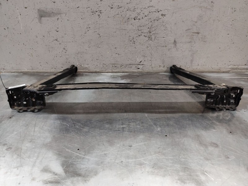 Recambio de travesaño inferior para citroën c4 grand picasso avatar referencia OEM IAM 890763800  