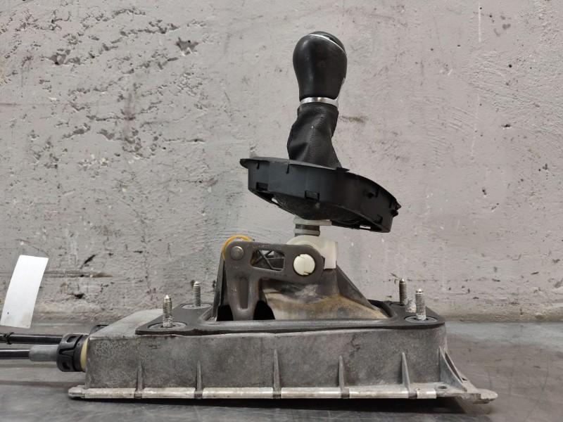 Recambio de palanca cambio para volkswagen polo v (6r1, 6c1) 1.6 tdi referencia OEM IAM 600711061F  