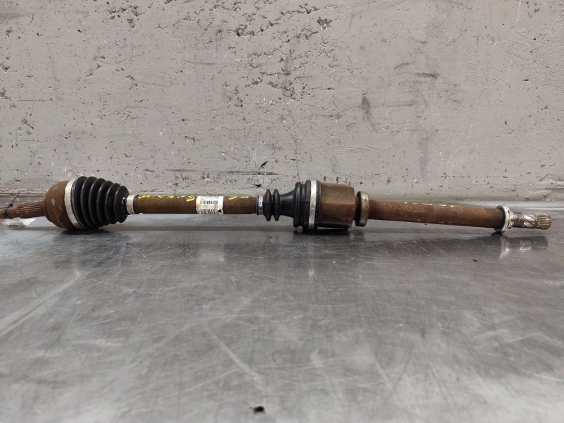 Recambio de transmision delantera derecha para renault scenic ii 1.5 dci diesel referencia OEM IAM 472158  