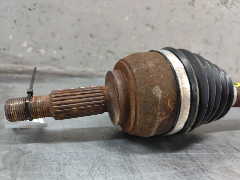 Recambio de transmision delantera derecha para renault scenic ii 1.5 dci diesel referencia OEM IAM 472158  