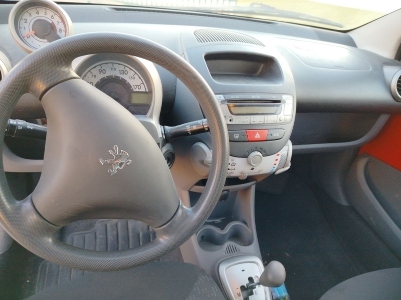peugeot 107 del año 2005