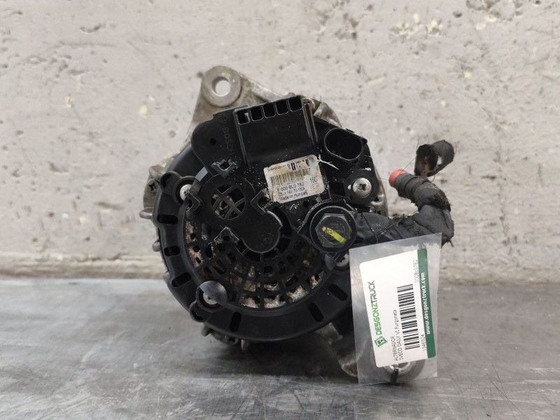 Recambio de alternador para iveco daily vi furgoneta 33s12, 35s12, 35c12 referencia OEM IAM 000BL0782  