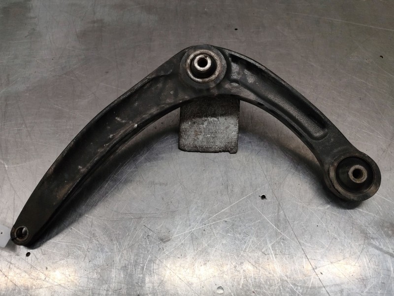 Recambio de brazo suspension inferior delantero derecho para citroën c4 lim. business referencia OEM IAM 833547  
