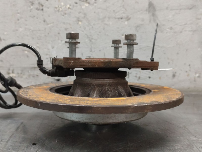 Recambio de buje trasero izquierdo para citroën c4 lim. business referencia OEM IAM   