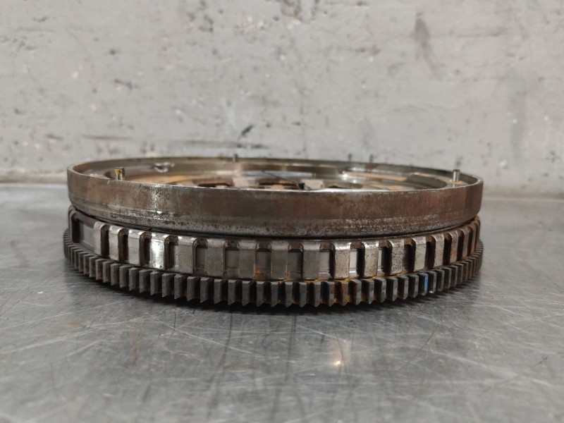 Recambio de volante motor para nissan qashqai ii (j11, j11_) 1.6 dci referencia OEM IAM   