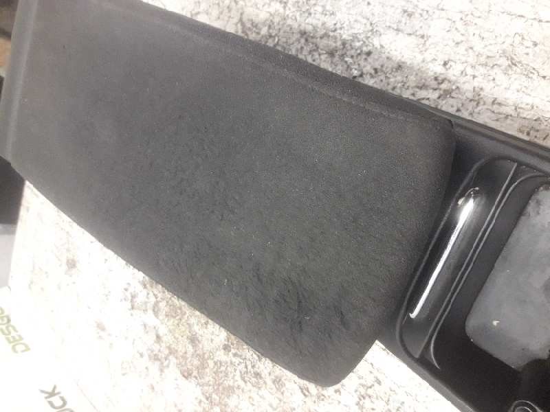 Recambio de guarnecidos palanca cambio para volkswagen passat berlina (3c2) advance referencia OEM IAM 3C2863241AG 3C2863045 