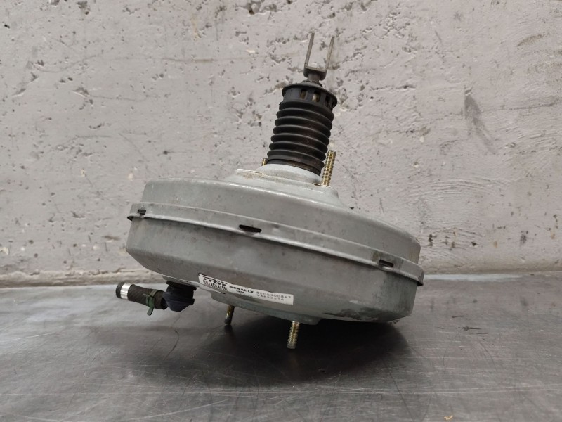 Recambio de servofreno para renault trafic ii furgoneta (fl) 1.9 dci 100 (fl0c) referencia OEM IAM 8200300847  