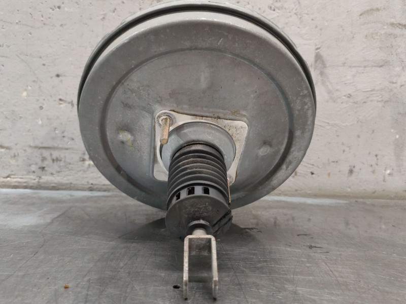 Recambio de servofreno para renault trafic ii furgoneta (fl) 1.9 dci 100 (fl0c) referencia OEM IAM 8200300847  