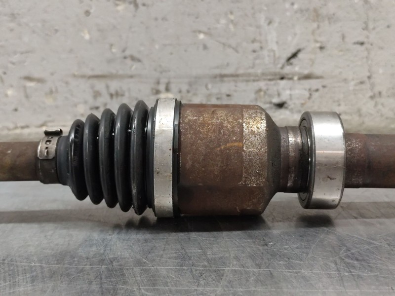 Recambio de transmision delantera derecha para renault clio iv (bh_) 0.9 tce 90 referencia OEM IAM 391009101R  