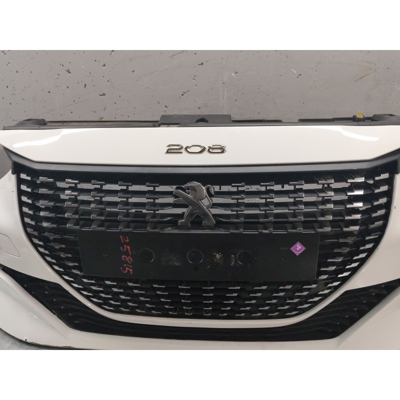 Recambio de paragolpes delantero para peugeot 208 ii (ub_, up_, uw_, uj_) 1.5 bluehdi 100 referencia OEM IAM   