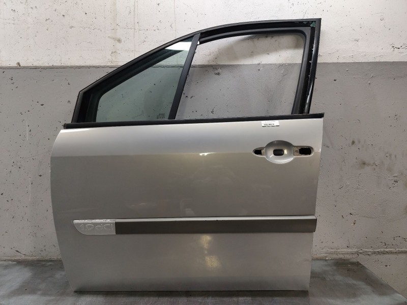 Recambio de puerta delantera izquierda para renault scenic ii grand confort dynamique referencia OEM IAM   