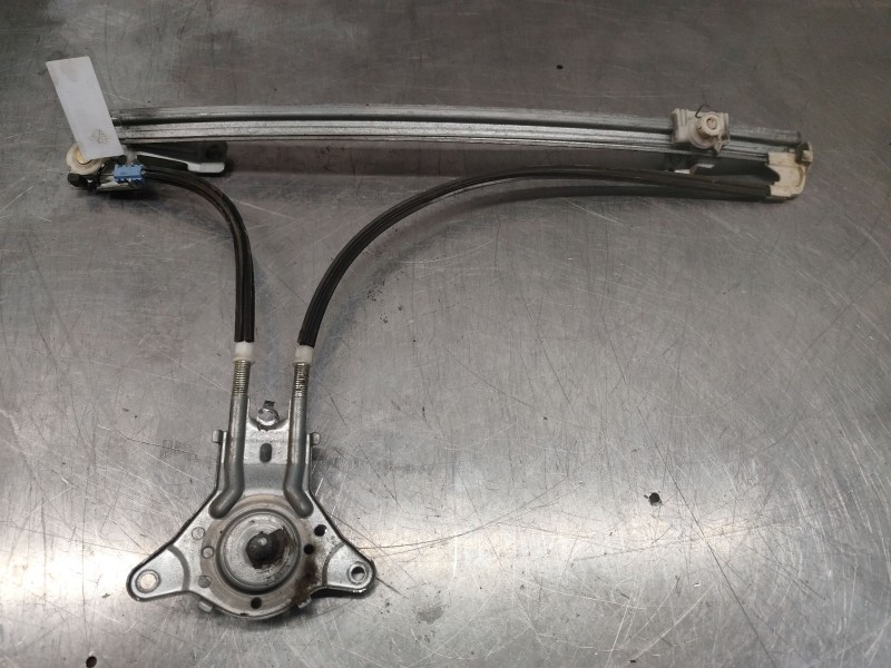 Recambio de elevalunas delantero derecho para fiat scudo furgoneta (220_) 1.9 d referencia OEM IAM 111386  