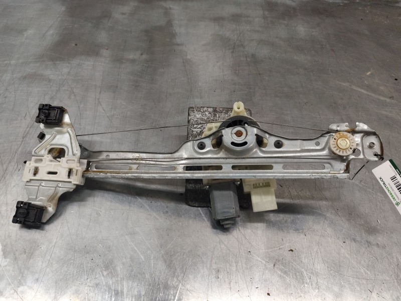 Recambio de elevalunas trasero derecho para peugeot 308 active referencia OEM IAM 9816271980  