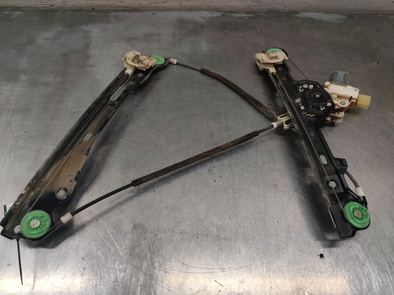 Recambio de elevalunas delantero izquierdo para bmw serie 1 berlina (e81/e87) 120d referencia OEM IAM   
