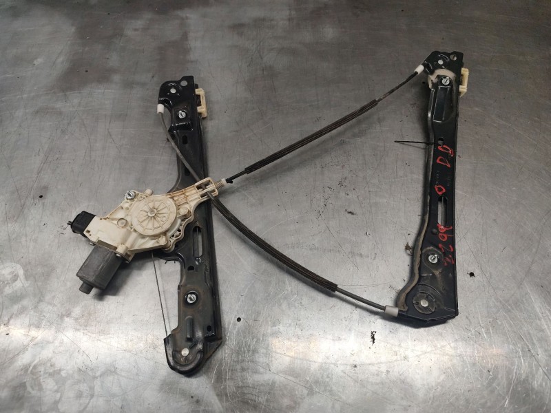 Recambio de elevalunas delantero derecho para bmw serie 1 berlina (e81/e87) 120d referencia OEM IAM   