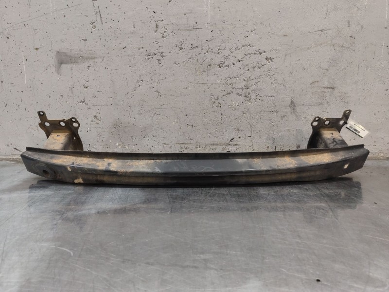Recambio de refuerzo paragolpes delantero para ssangyong rodius i 2.7 xdi referencia OEM IAM   
