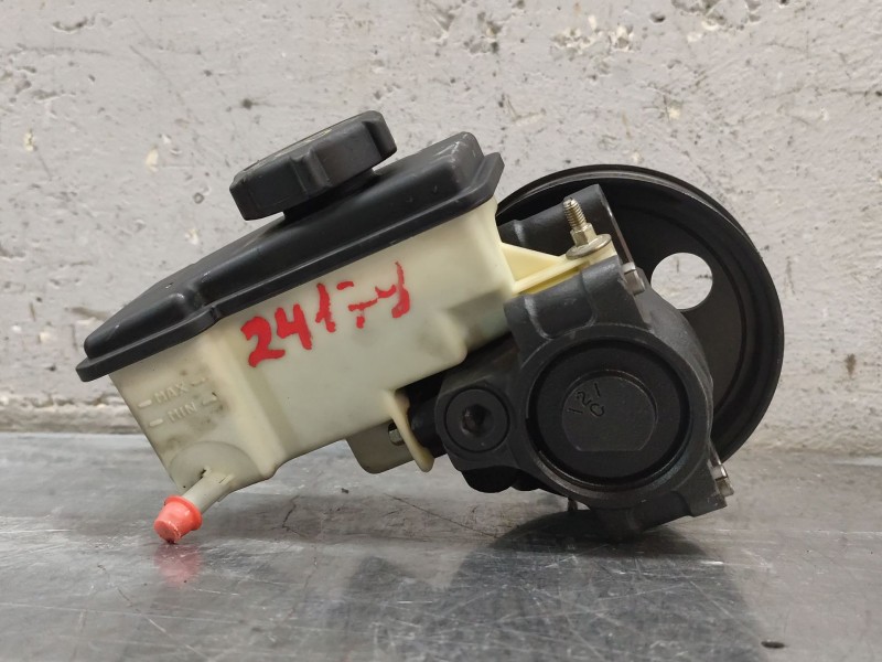 Recambio de bomba direccion para ford mondeo iii sedán (b4y) 2.0 16v referencia OEM IAM   