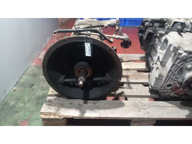 Recambio de caja cambios para nissan trucks atleon 165 referencia OEM IAM S542 1307050138 32010D9201