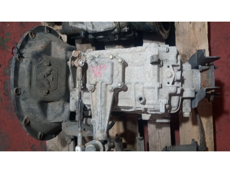 Recambio de caja cambios para nissan trucks atleon 140 referencia OEM IAM S542 1307050106 32010d8901