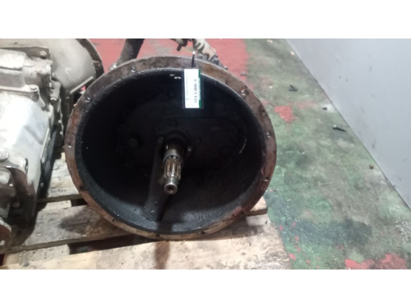 Recambio de caja cambios para nissan l35.09 ... referencia OEM IAM T5200  