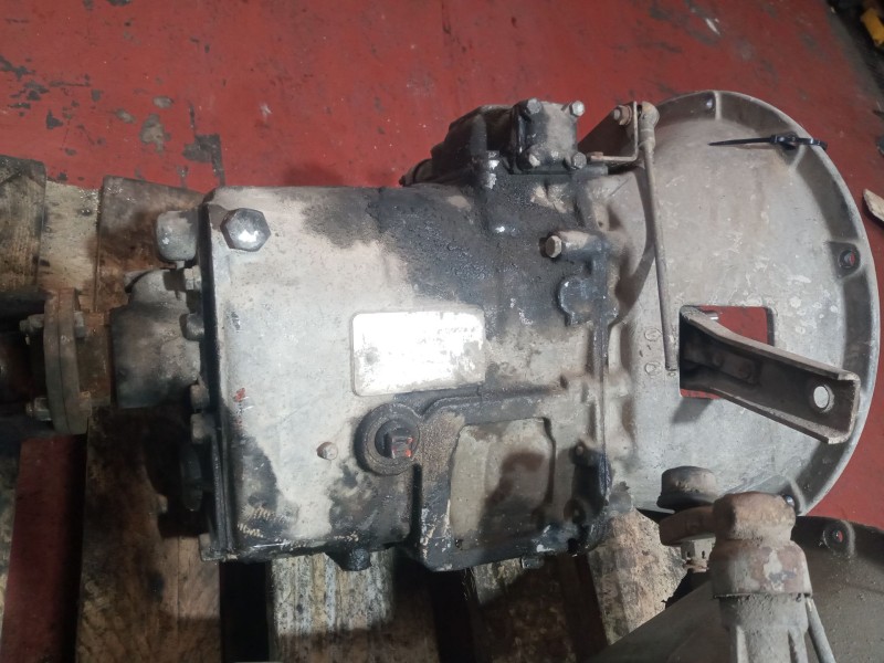 Recambio de caja cambios para nissan l35.08 ...... referencia OEM IAM T5100  