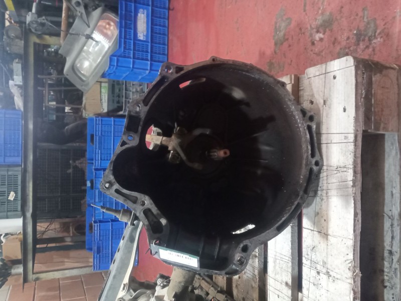 Recambio de caja cambios para renault mascott 2.8 diesel referencia OEM IAM 6s300 1323050006 5010545223