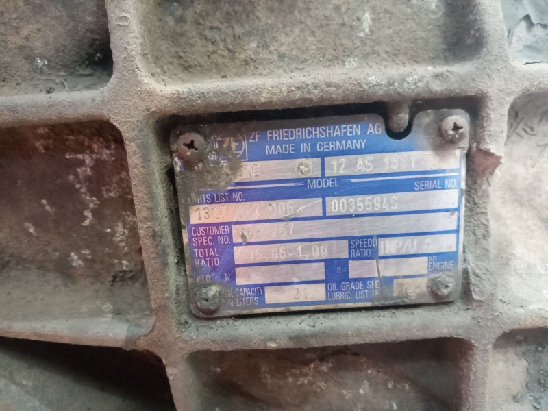Recambio de caja cambios para daf serie 75 cf .320 euro 1/2 referencia OEM IAM 12AS1631TD 1327047006 1681257