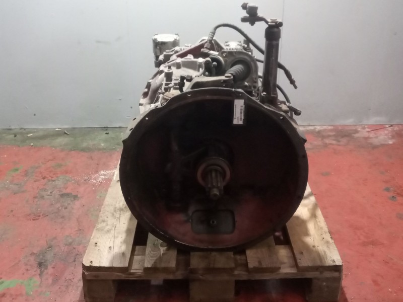 Recambio de caja cambios para iveco autobus eur.d-43a sri referencia OEM IAM 8S180  