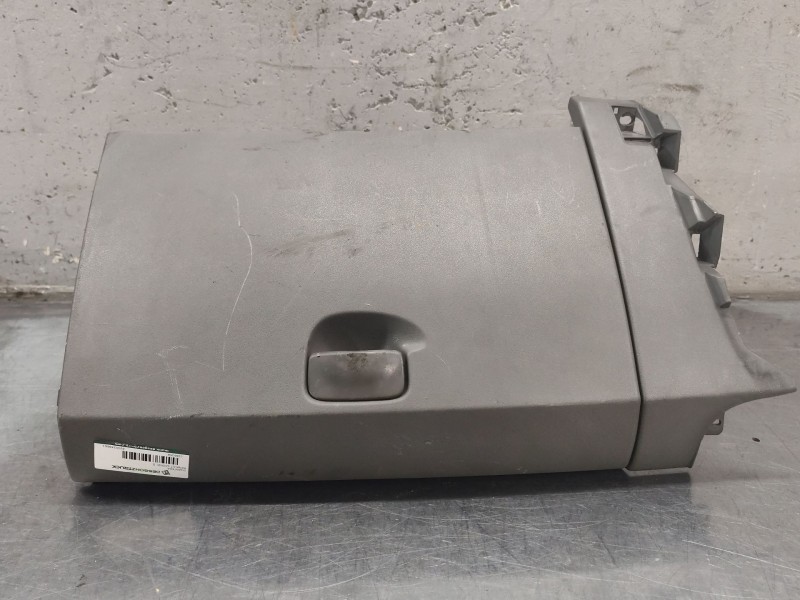 Recambio de guantera para renault scenic ii grand confort dynamique referencia OEM IAM 8200248663  