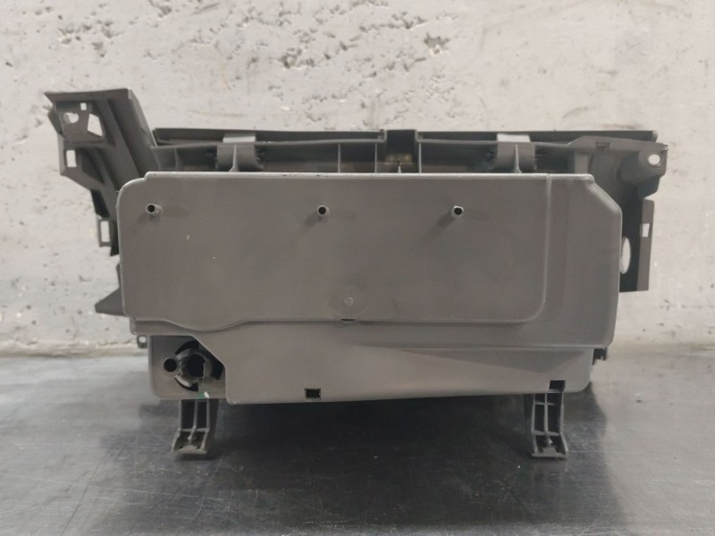 Recambio de guantera para renault scenic ii grand confort dynamique referencia OEM IAM 8200248663  