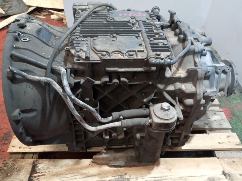 Recambio de caja cambios para renault magnum ab 2005 12.8 diesel referencia OEM IAM AT2412C 3190492 