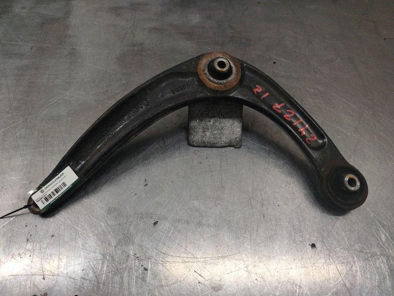 Recambio de brazo suspension inferior delantero izquierdo para peugeot 308 1.6 16v referencia OEM IAM   