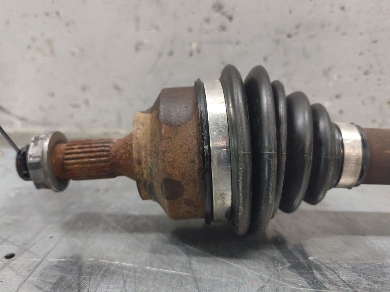 Recambio de transmision delantera derecha para peugeot 308 1.6 16v referencia OEM IAM 9661107280  