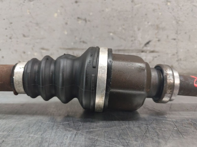 Recambio de transmision delantera derecha para peugeot 308 1.6 16v referencia OEM IAM 9661107280  