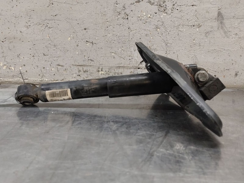 Recambio de amortiguador trasero derecho para peugeot partner tepee 1.6 bluehdi 100 referencia OEM IAM 9674213480  