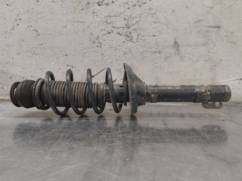 Recambio de amortiguador delantero izquierdo para volkswagen golf iv (1j1) 1.9 tdi referencia OEM IAM 1J0413031BH  