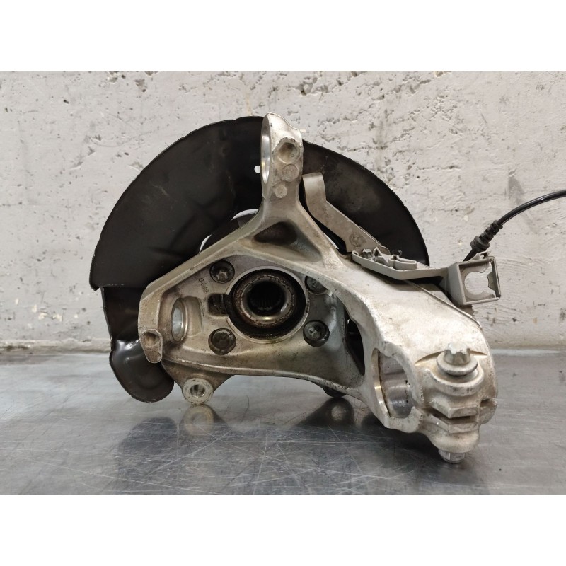 Recambio de mangueta delantera izquierda para mercedes-benz gla (h247) gla 200 d (247.712) referencia OEM IAM A2473320100  