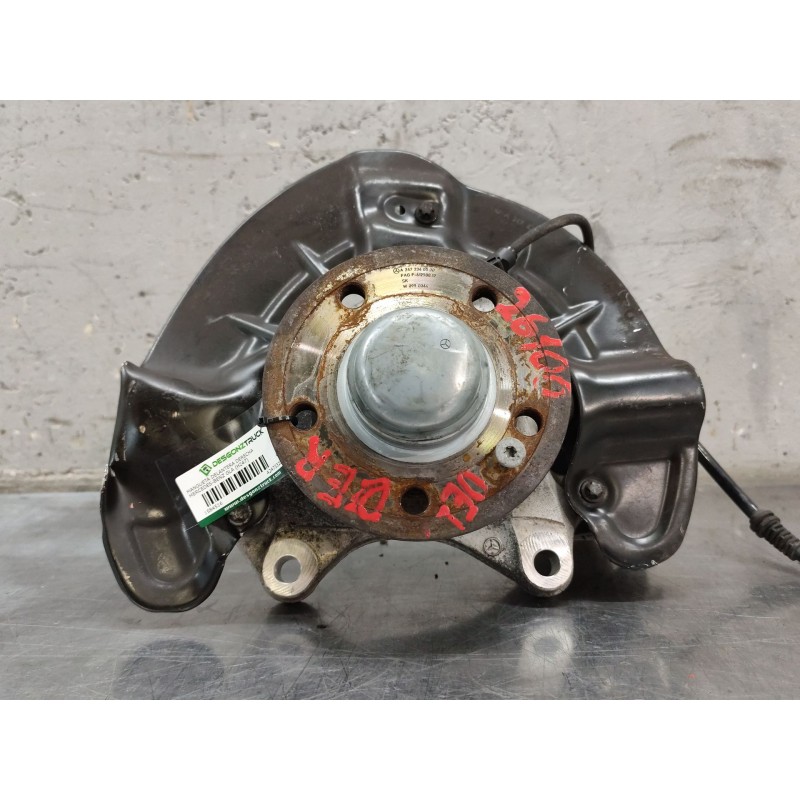 Recambio de mangueta delantera derecha para mercedes-benz gla (h247) gla 200 d (247.712) referencia OEM IAM A2473320200  