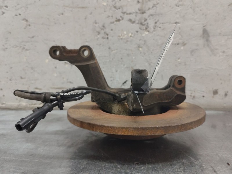 Recambio de mangueta delantera izquierda para dacia logan 1.6 cat referencia OEM IAM   