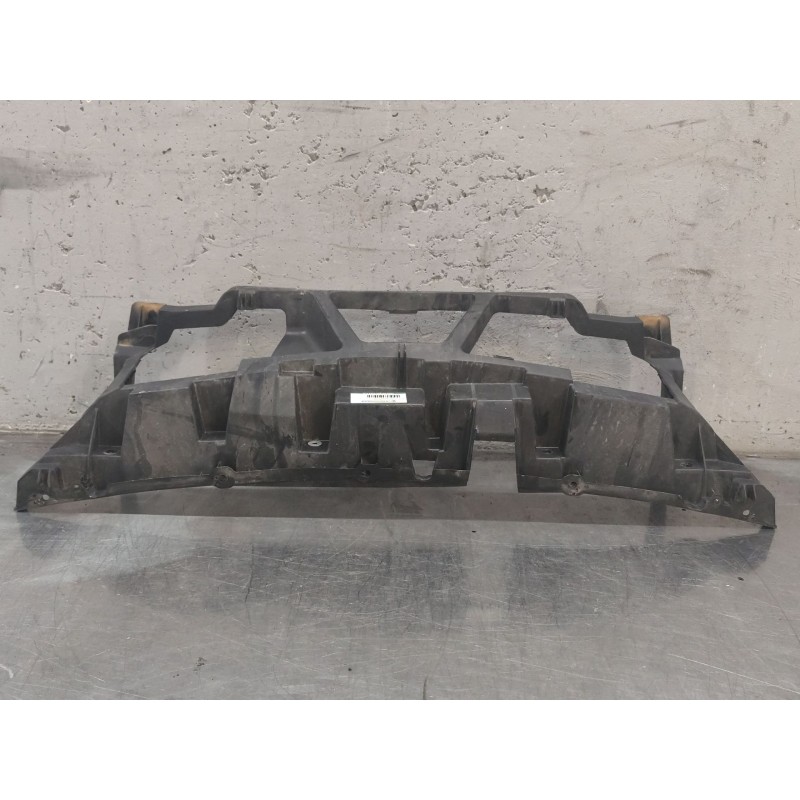 Recambio de traviesa frontal superior para renault rapid/express (f40) 1.4 familiar (f402/40m) referencia OEM IAM   