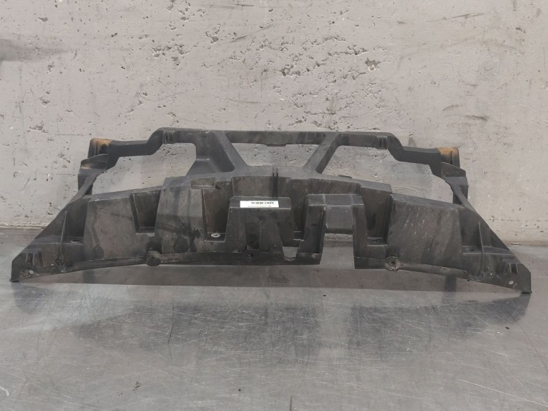 Recambio de traviesa frontal superior para renault rapid/express (f40) 1.4 familiar (f402/40m) referencia OEM IAM   