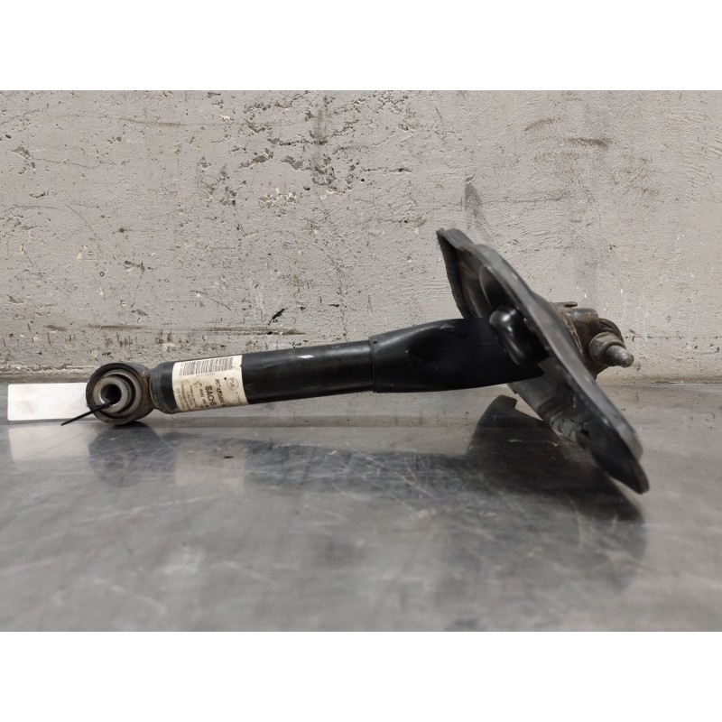 Recambio de amortiguador trasero izquierdo para peugeot partner tepee 1.6 bluehdi 100 referencia OEM IAM 9674213480  